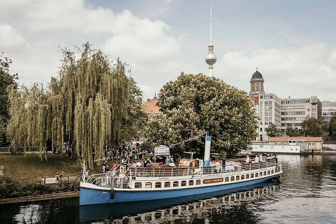 1-hour Sightseeing Boat Cruise Through Historic City Center - Key highlights to notice before you board