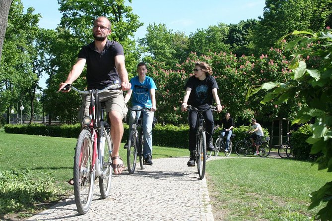 3-Hour Bike Tour of Tiergarten and Berlin's Hidden Places - What you’ll actually get from the guide (and why David comes up)