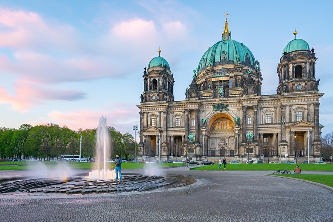 All-in-One Berlin Highlights on Foot: Private Walking Tour - Unter den Linden and Gendarmenmarkt: Berlin’s Grandeur Moments