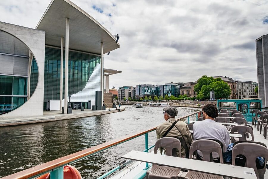 Berlin: 1-Hour City Sightseeing Cruise - Where you start: Alte Börse Pier near Hackescher Markt