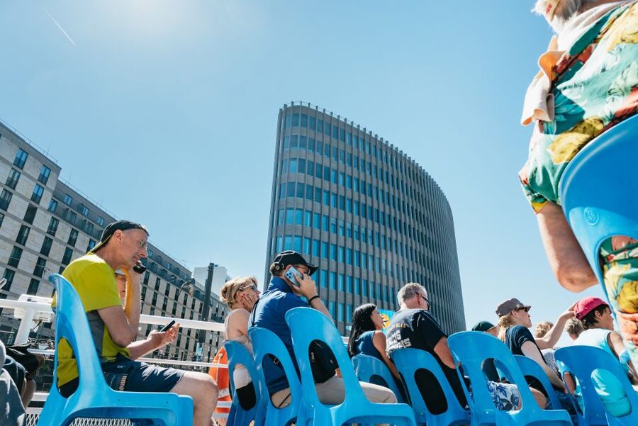 Berlin: 1-Hour City Tour by Boat with Guaranteed Seating - Should you book the Berlin 1-hour boat tour?