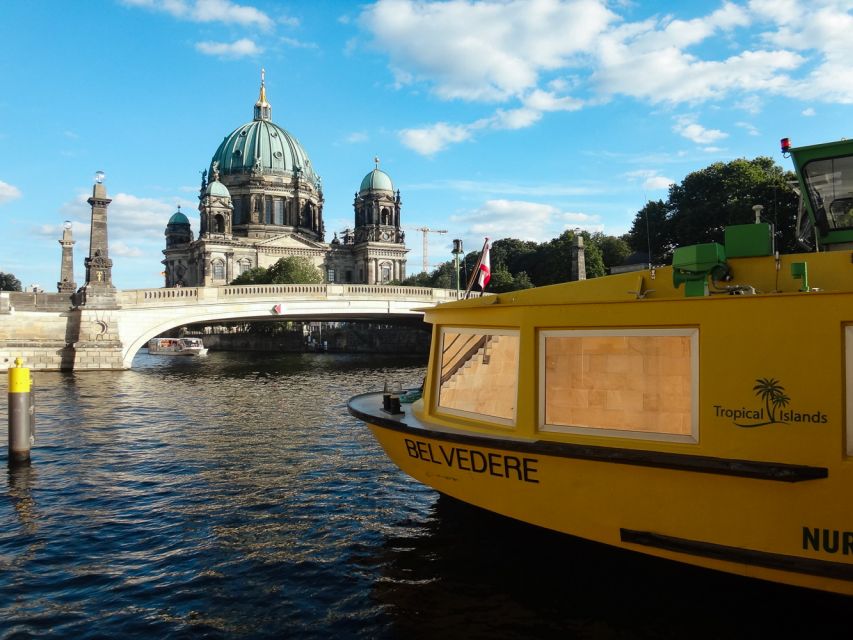 Berlin: 2.5-Hour East Side Boat Cruise with Commentary - Museum Island to the East Side Gallery: How the City Timeline Flows