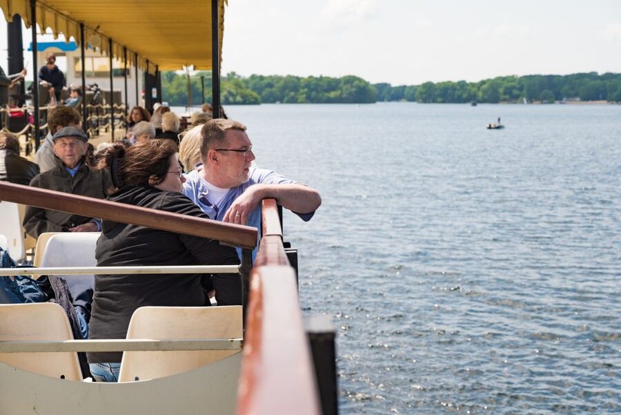 Berlin: 2-Hour Lake Oberhavel Cruise from Tegel - Weather, clothing, and photo strategy