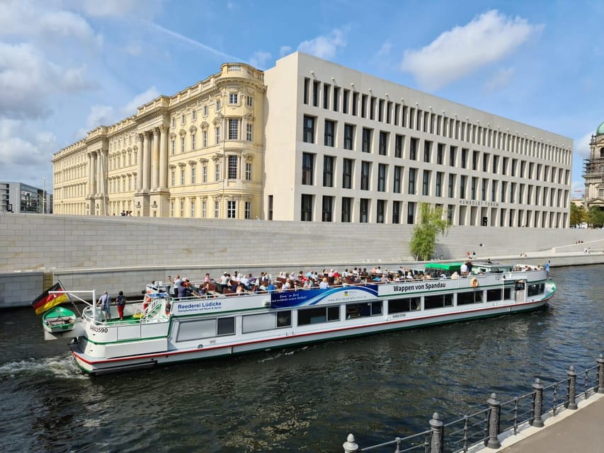 Berlin: 3.5-Hour Sightseeing Cruise on the Spree River - Why the Spree River gives Berlin a different angle