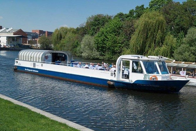Berlin 3-Course Dinner Cruise - What the $96 Covers: Welcome Drink and Included Beverages