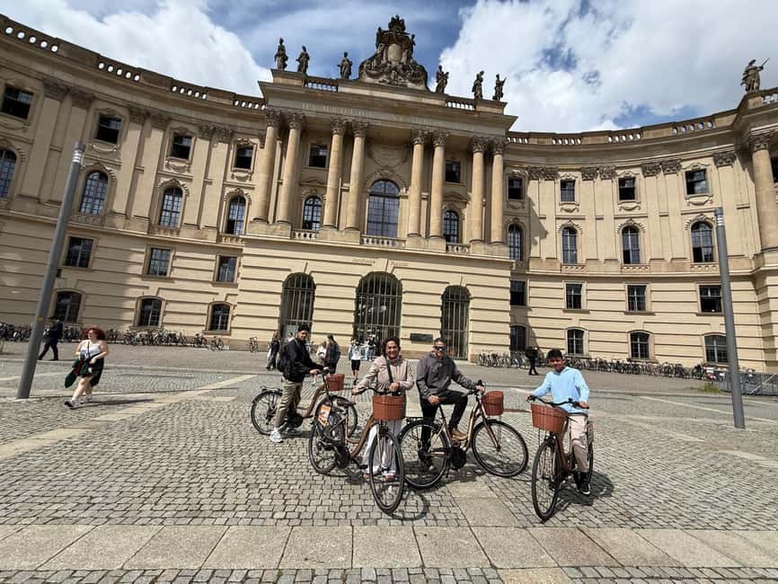 Berlin: 3-hour bike tour - A journey through time in the capital - Tiergarten break: why Berlin’s green heart matters mid-tour