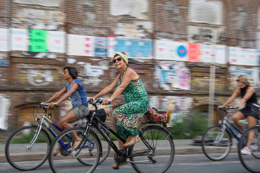 Berlin: 48-Hour or 72-Hour Bike Rental - Starting Point at Kulturbrauerei: Find It Fast and Feel Set Up