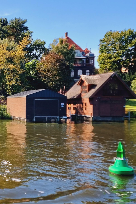 Berlin: 7 Lakes Boat Tour through the Havel Landscape - Jungfernsee, the Church of the Redeemer, and Pfaueninsel: the former border story turns into a fairytale island scene