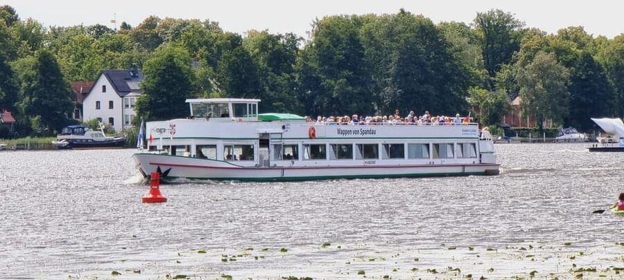 Berlin: 7 Lakes Boat Tour through the Havel Landscape - Price and value: is $30 worth it for 3.5 hours of Berlin and Potsdam?