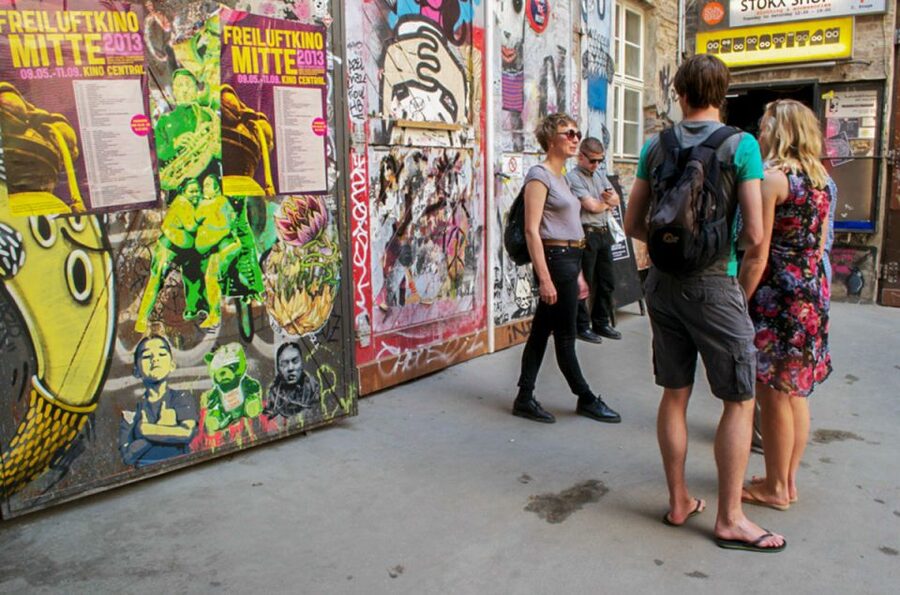 Berlin: Alternative Berlin Walking Tour - Transit, timing, and staying comfortable for a 4-hour walk