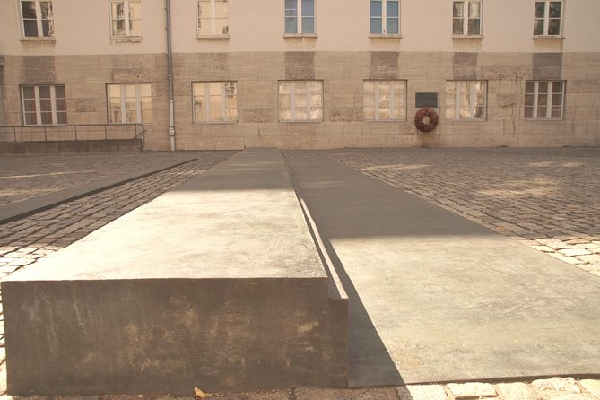 Berlin and National Socialism: Berlin under Nazism - Fuhrerbunker area: Hitler’s final refuge zone