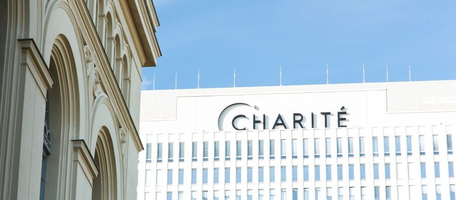Berlin: Berlin Charité Guided History Tour - Charité as a story of plagues, breakthroughs, and hard choices
