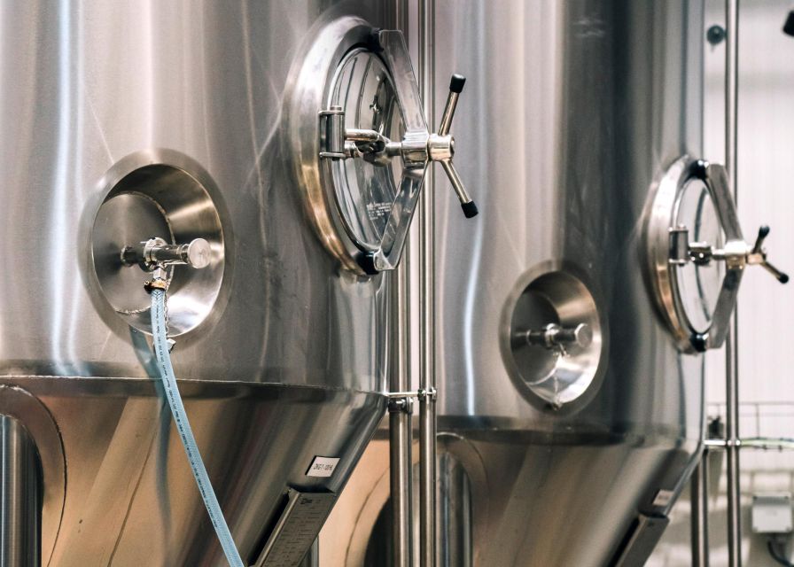 Berlin: Berliner Berg Brewery Tour with Beer Tasting - Taking beer home: using the same-day discount smartly
