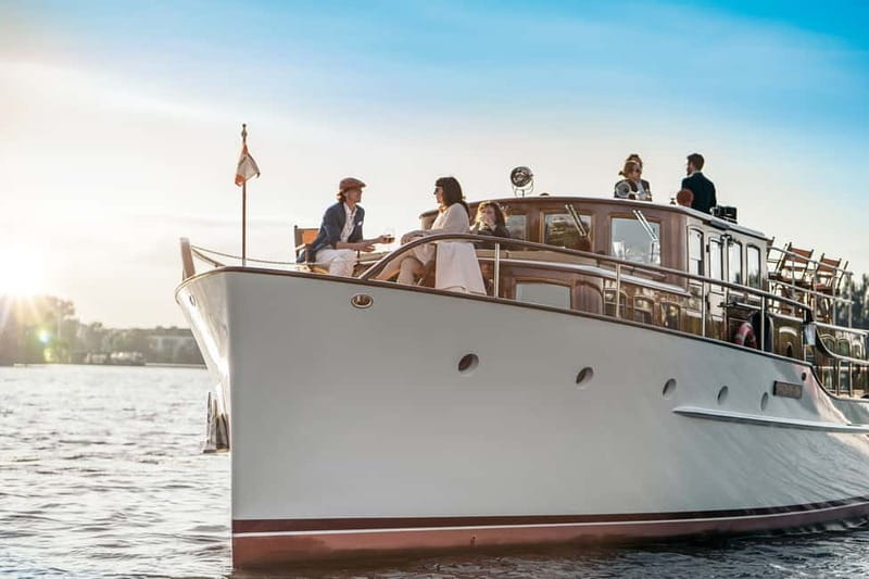 Berlin: Boat Sightseeing Tour on Electric Motor Yacht - Key things to know before you board