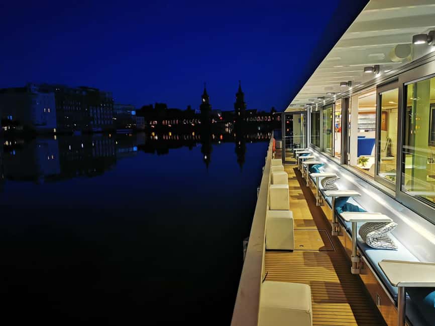 Berlin Boat Tour | Sunset Tour with Solar Ship | Sightseeing Spree - Sunset route along the Spree: Oberbaum Bridge to the Pregnant Oyster