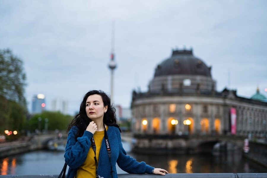 Berlin by Night: Private Photoshoot at Illuminated Cityscape - Why Berlin by night turns into better photos