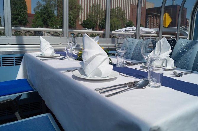 Berlin Capital 4-Course Sunset Dinner Cruise Including Drinks - Price and what you actually get for $150.73