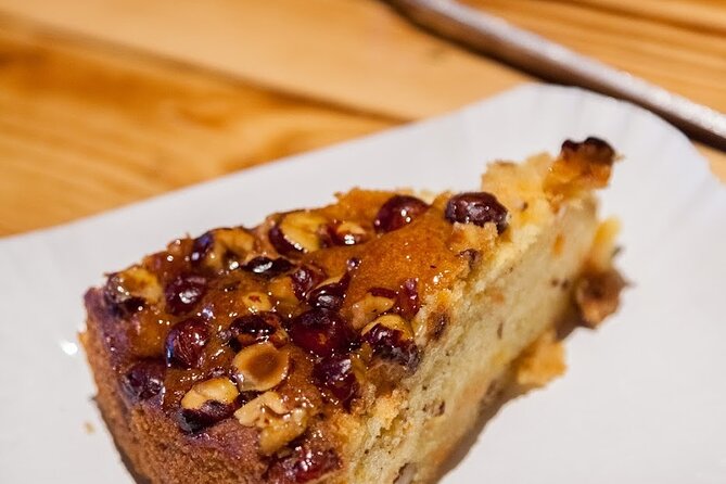 Berlin Center Food Tour with 8+ Authentic Local Tastings - Flammenkuchen, Bakery Stops, and the Break Between the Blocks