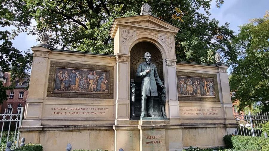 Berlin: Charité Hospital Walking Tour of Medical History - Price and value: is $29 for two hours worth it