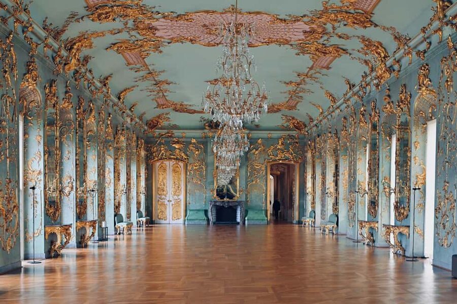 Berlin: Charlottenburg Palace & Gardens Ticket & Audio Tour - Audio guide tips: headphones, maps, and staying in the right flow