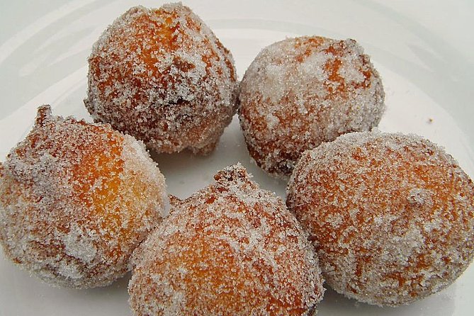 Berlin Christmas Markets with Culinary Tour - Stop 3: Schoenhauser Allee Arcaden and the Späti-World Reality Check