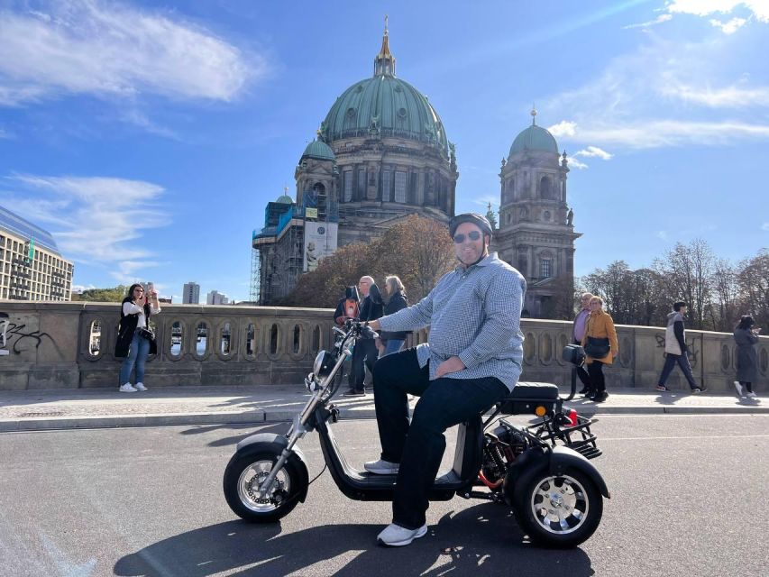 Berlin City: 2 Hour Guided Fat Tire E-Scooter Tour - The Ride Map: Sidewalks, Bike Lanes, Avenues, Parks, and the Spree