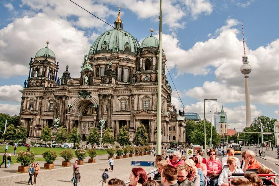 Berlin: City Sightseeing Hop-On Hop-Off Bus Tour - Should you book the Berlin City Sightseeing hop-on hop-off?