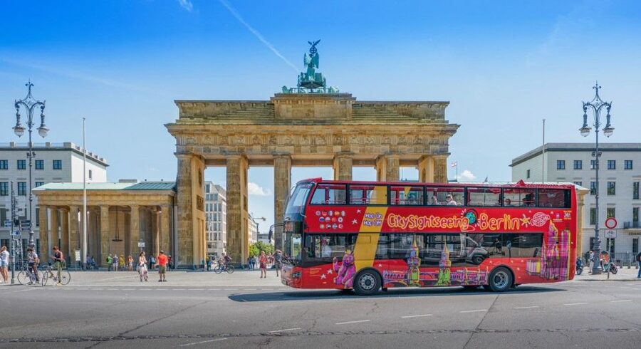 Berlin: City Sightseeing Hop-On Hop-Off Bus Tour - Trendy East Berlin & Wall Route: Mauergedenken, Mauerpark, and East Side Gallery