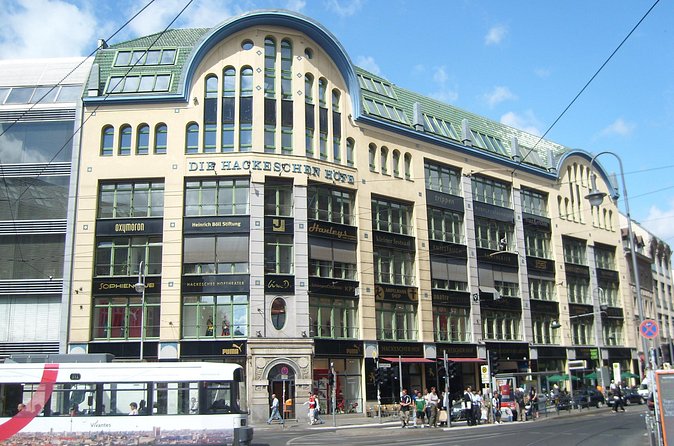 Berlin City Walking Tour of Scheunenviertel and Hackesche Höfe in Berlin Mitte - Price and value: Is $289.95 per group worth it?