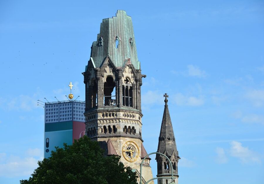 Berlin: City-West Walking Tour with a Real Berliner - A Real Berliner’s Route Through West Berlin’s Big Streets