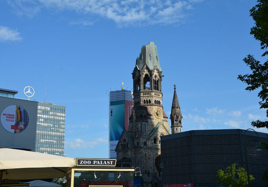 Berlin: City-West Walking Tour with a Real Berliner - Kaiser Wilhelm Memorial Church at Breitscheidplatz