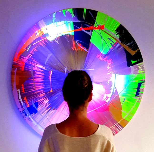 Berlin: Create Your Own Spin Painting at Jans Echternacht - Spin Art in Jans Echternacht: Why This Berlin Stop Feels Different