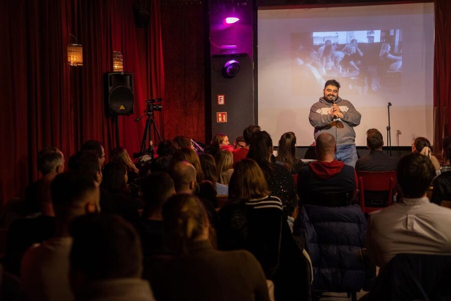 Berlin: Culture Shock Comedy Show - The host and the lineup: how 4–5 comedians shape the night
