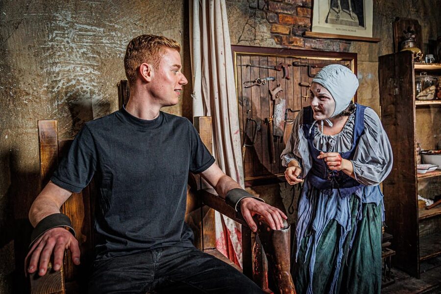 Berlin Dungeon: Happy Hour Ticket - Price and value: is $22 a good deal for an hour?