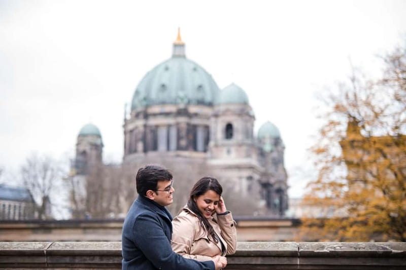 Berlin: Early Morning Private Photoshoot to avoid the Crowd - How Long It Really Takes (and What That Means for Comfort)