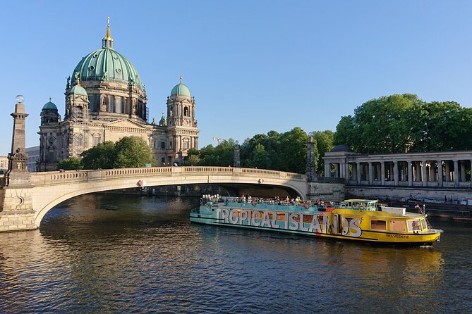 Berlin East Side Tour 2.5 hour cruise with commentary - Booking this 2.5-hour Spree loop: what you’re really paying for