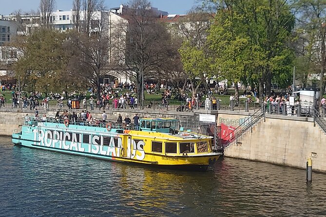 Berlin East Side Tour 2.5 hour cruise with commentary - Oberbaum Bridge area and the Spree sculptures you’ll recognize