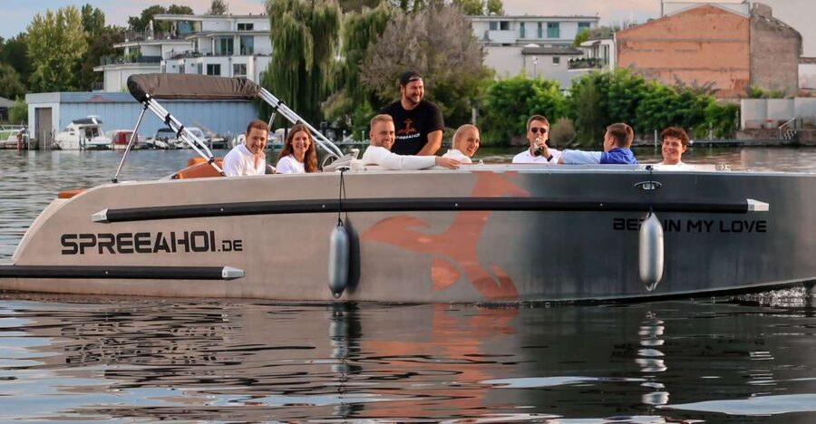 Berlin: Electric Boat Rental for self-driving 2 hrs - Key things I’d plan around