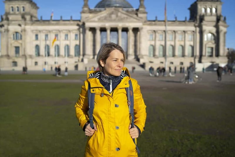 Berlin Essentials: Private Photoshoot at Berlin's top sites - How your photographer finds good spots across Berlin’s main attractions