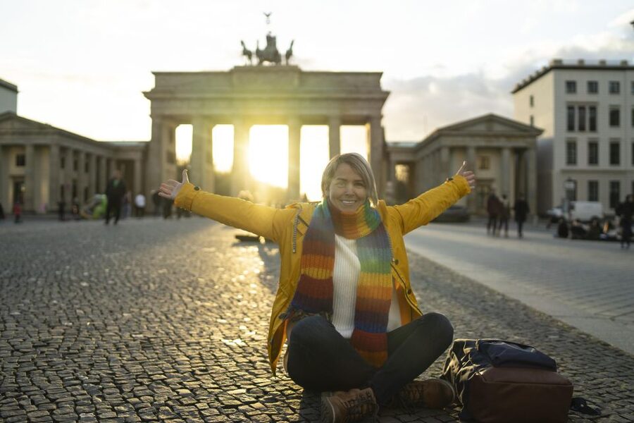 Berlin Essentials: Private Photoshoot at Berlin's top sites - What you get afterward: edited photos in a secure online gallery