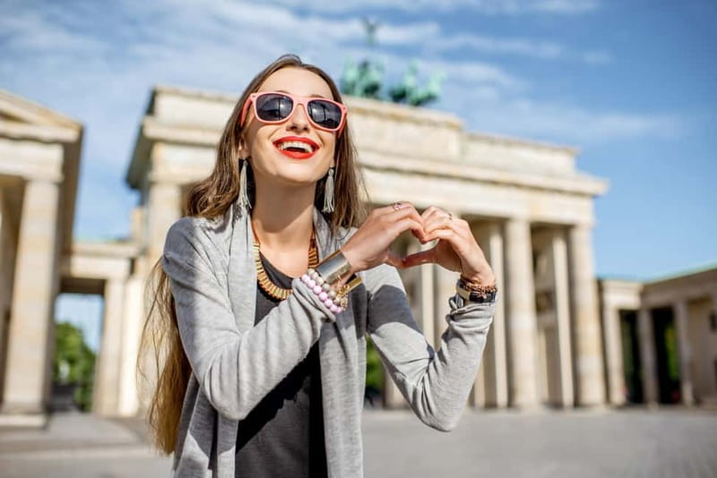 Berlin Essentials: Private Photoshoot at Berlin's top sites - Who this is best for (and who should rethink it)
