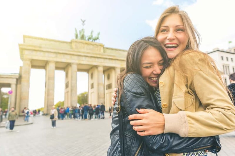 Berlin Essentials: Private Photoshoot at Berlin's top sites - Price and value: $68 per group up to 20