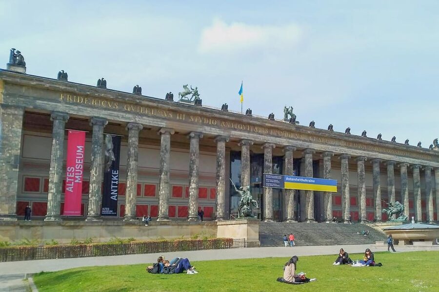 Berlin: Exclusive Private Tour of the Museum Island - How museum-entry limits affect your expectations