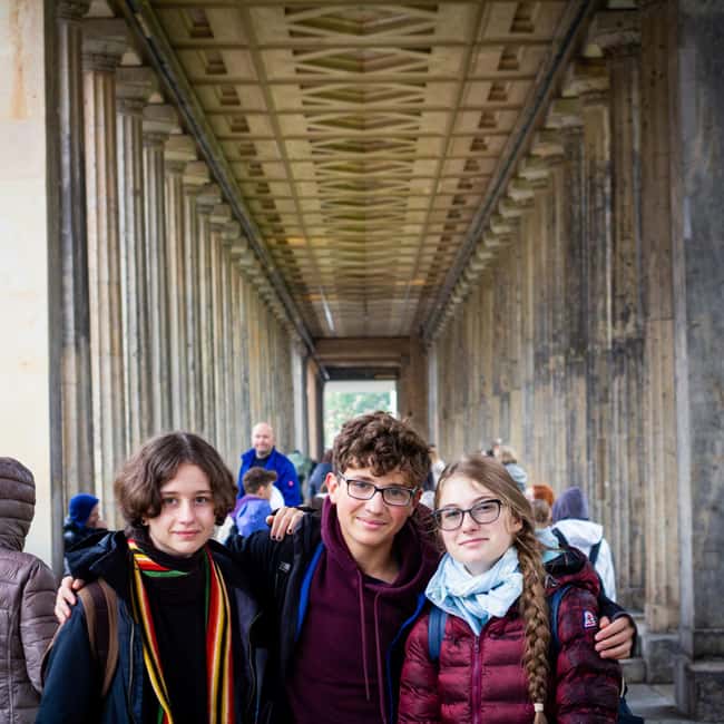 Berlin: Family & Kid-Friendly City Tour - Spotlight stops: democracy, the wall, and street-level Berlin stories