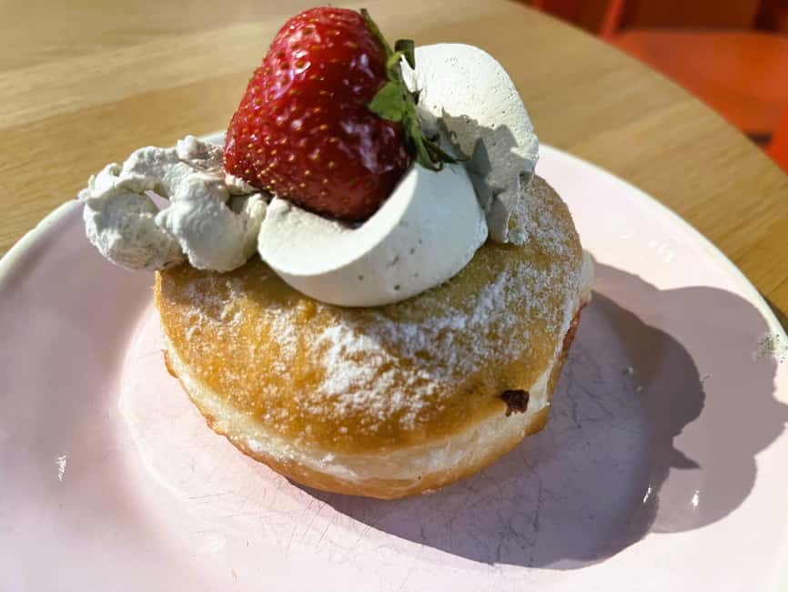 Berlin: Food Tour in Hidden Gems for Small Groups - Starting at Block der Frauen: why this meeting point works