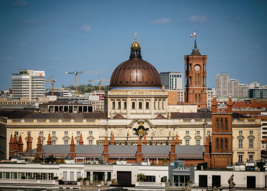 Berlin: Französischer Dom 360° Panorama & Crémant to go - The Climb and Timing: 254 Steps, No Elevator, and the Carillon