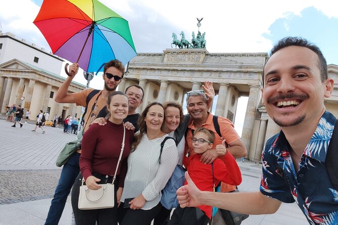 BERLIN FULL in 3.5h (Guide + Headphones) - Starting at Azem Bistro with headphones and an easy meet-up