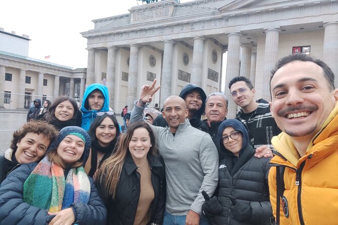 BERLIN FULL in 3.5h (Guide + Headphones) - Unter den Linden and Neue Wache: from royal boulevard to war and dictatorship memory