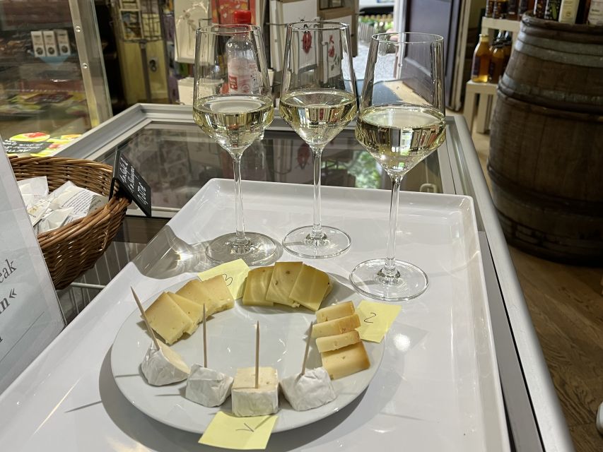 Berlin: Gourmet Food & Cultural Walking Tour - Why the small group (10 max) changes everything