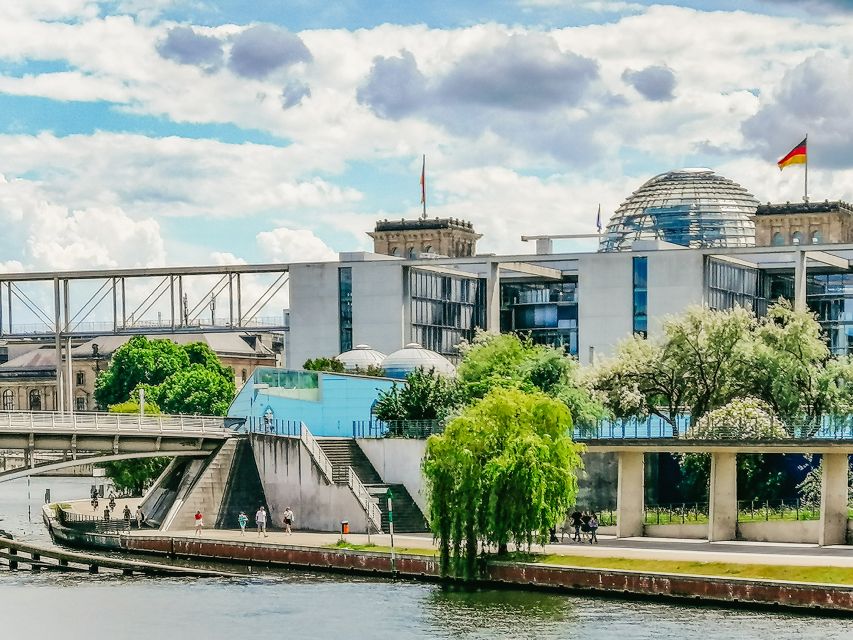 Berlin: Government District & Reichstag Hall Dome Visit - Should you book this Reichstag Government District & Dome visit?
